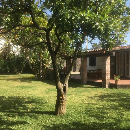 Villa Andrea Fondachello  Exterior foto